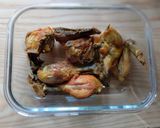 Foto langkah ke 4 dari resep 5. Ayam Goreng.