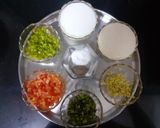 ઇન્સ્ટન્ટ રવા ઉત્તપમ (Instant Rava Uttapam Recipe In Gujarati) રેસીપી સ્ટેપ1ફોટો