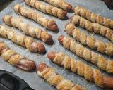 Leveles tésztába göngyölt virsli recept fázis 5 fotója