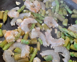 Foto del paso 5 de la receta: Salteado de arroz y espárragos