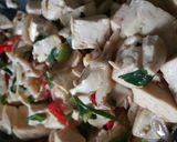 Foto langkah ke 6 dari resep Tumis tahu jamur.