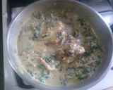 Foto del paso 3 de la receta: Pollo al verdiñon (verdeo y champiñón) con papas 🤔🤗🤗