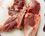 Hình bước làm 1 của món Vịt xào sả ớt