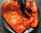 Foto del paso 1 de la receta Ensalada de pimientos y ventresca de atún en aceite