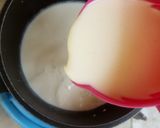 A picture of step 3 of Custard And Oreo Cup Dessert.