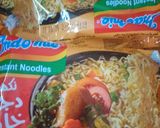 Foto langkah ke 1 dari resep Mie Goreng Bayam Udang Rebon.