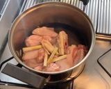 รูปขั้นตอนการทำที่ 3 ของ ต้มข่าไก่🐔