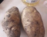 Foto del paso 1 de la receta: Papás rústicas con salsa