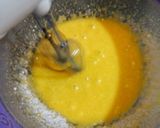 A picture of step 5 of Creamy red velvet cupcakes (without oven).