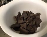 Une image de l'étape 1 de Charlotte aux deux chocolats, liqueur de vanille et mascarpone.