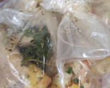 Foto del paso 1 de la receta: Muslos de Pollo con Aromas de Monte al Horno