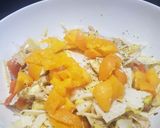 Foto del paso 3 de la receta Ensalada con pavo y melocotón en aliño con tahini