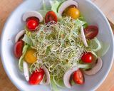 Hình bước làm 1 của món 💚 Salad Mầm Cỏ Linh Lăng & Phô Mai Mozzarella Tươi Mini