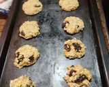 Foto del paso 4 de la receta: Galletitas de avena con pasas y nueces