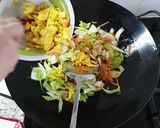 Foto langkah ke 5 dari resep Bihun Goreng.