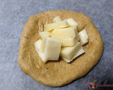 Foto del paso 6 de la receta: Panecillos especiados de calabaza rellenos de queso