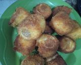 Foto langkah ke 5 dari resep Sosis Gulung Roti Tawar.