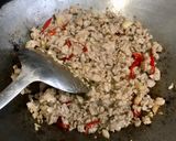 รูปขั้นตอนการทำที่ 4 ของ หมูสับคั่วพริกใบกระเพรา