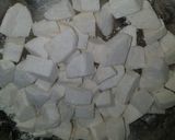 A picture of step 1 of Crispy allu.