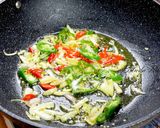 Foto langkah ke 4 dari resep Ayam tepung saus tiram.