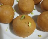 A picture of step 8 of Besan ke Ladoo.