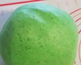 A picture of step 2 of The Grinch Snow Balls.
