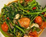 Foto langkah ke 2 dari resep Tumis Cah Kangkung.