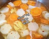 A picture of step 1 of Shalgam Gajar ka Pani Wala Achar (mixed veg water pickle).