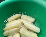Foto del paso 2 de la receta: Yuquitas al horno con salsa huancaína
