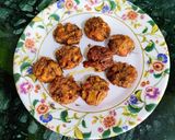 A picture of step 3 of Neem Flowers Vada.