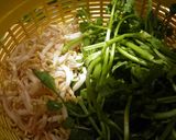 Foto langkah ke 1 dari resep Tumis toge dan selada air.