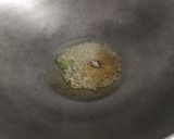 A picture of step 3 of Lauki muthiya.