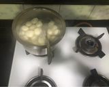 A picture of step 4 of Rasgulla.
