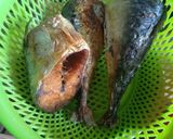 A picture of step 1 of Peppered fish.