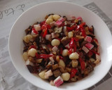 Foto del paso 4 de la receta: Ensalada de ñoquis con berenjenas y pimientos rojos