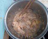 Hình bước làm 3 của món Gà kho gừng sả