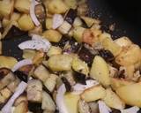 Sauteed potatoes and aubergine recipe step 2 photo