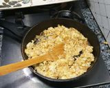 A picture of step 5 of Asian Patatoe paratha.