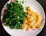 A picture of step 1 of Methi Kela Bhajiya.