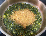 முருங்கைக்கீரை வேர்க்கடலை பொரியல் ரெசிபி ஸ்டேப் 4 புகைப்படம்