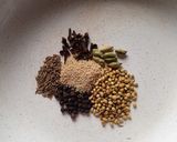 A picture of step 4 of Natu kodi Pulusu.