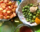 A picture of step 1 of Carrots and peas pickle.