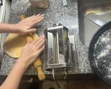 Foto del paso 3 de la receta: Pasta rellena de ricota casera con crema de champiñones
