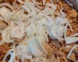 A picture of step 2 of Chicken qeema for stuffing.