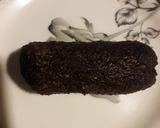 A picture of step 5 of Coconuts dates bites.