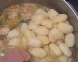 Foto del paso 4 de la receta: Ñoquis con pavo y salsa de curry, calabaza y espárragos