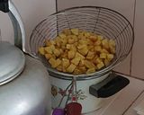 Foto langkah ke 3 dari resep Sambel Goreng Kentang Ati Sapi.