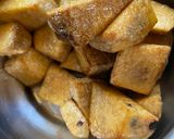 A picture of step 2 of Suran ki Kachori.
