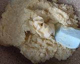 Foto langkah ke 3 dari resep Mashed potato cheese.