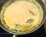 A picture of step 5 of Fish fillet curry.